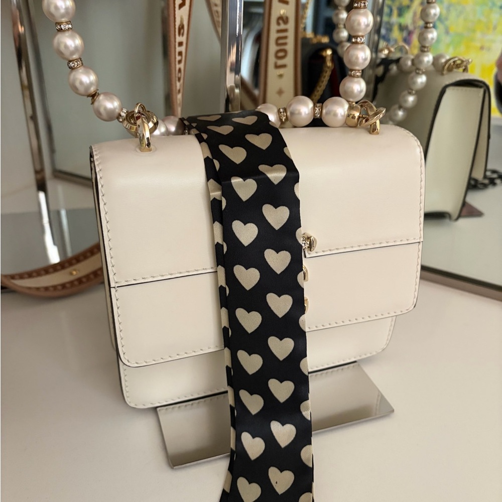 Elegant Skinny Heart Scarf